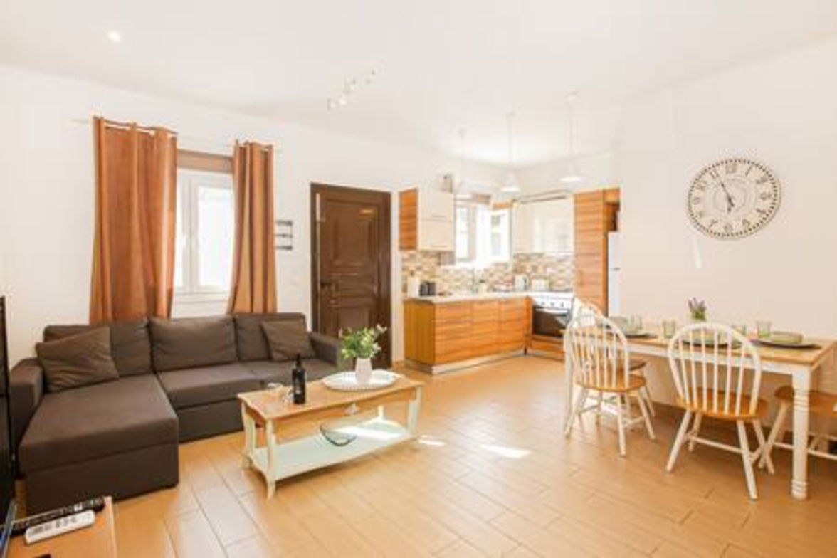 Stavros House Ipsos - 100meters from the beach