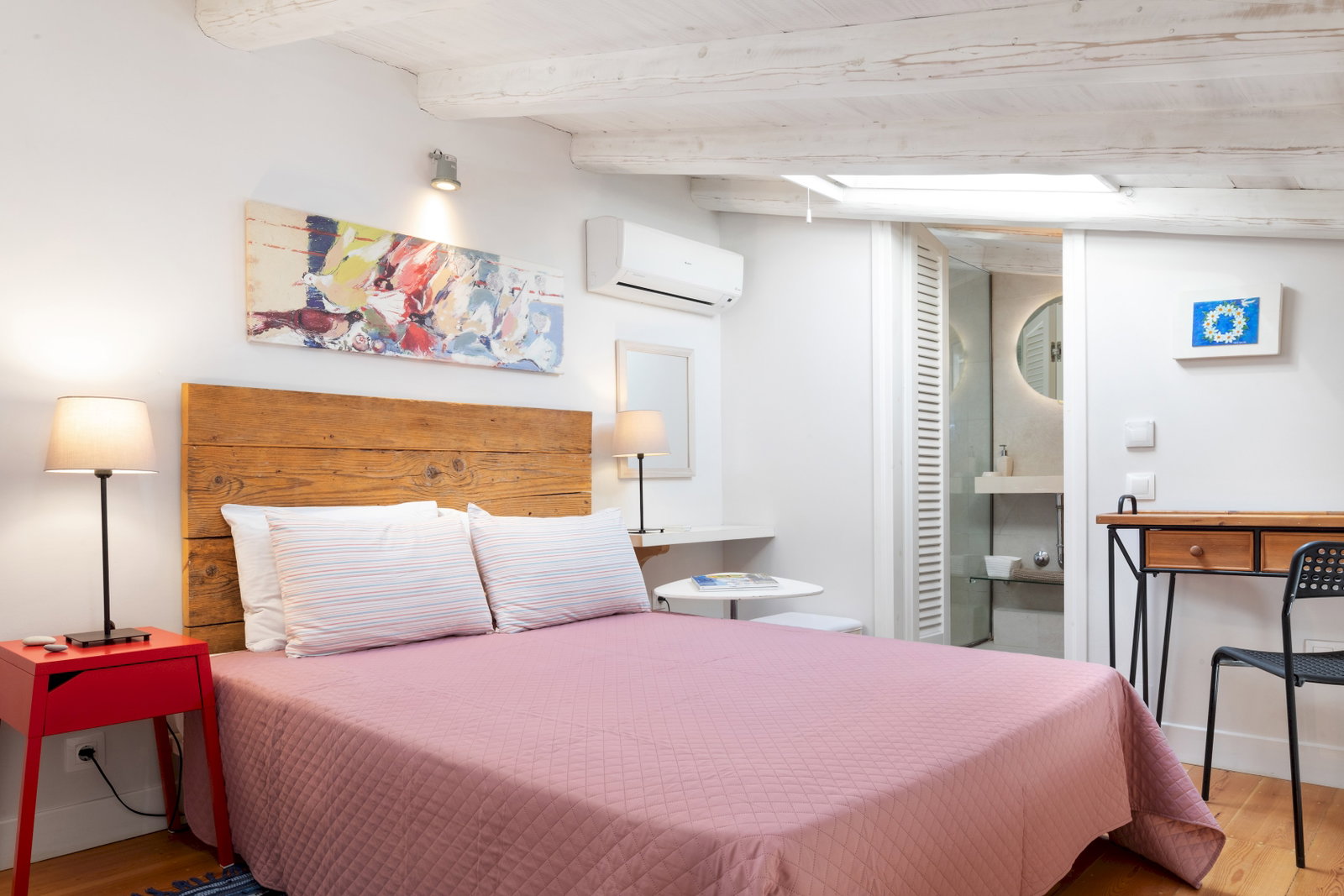 "Enjoy the luxury of a private bathroom nestled in the loft area of Casa Nova 4, ensuring comfort and convenience during your stay."