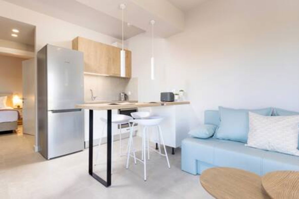 Onore Lake Suite & pool | Dasia