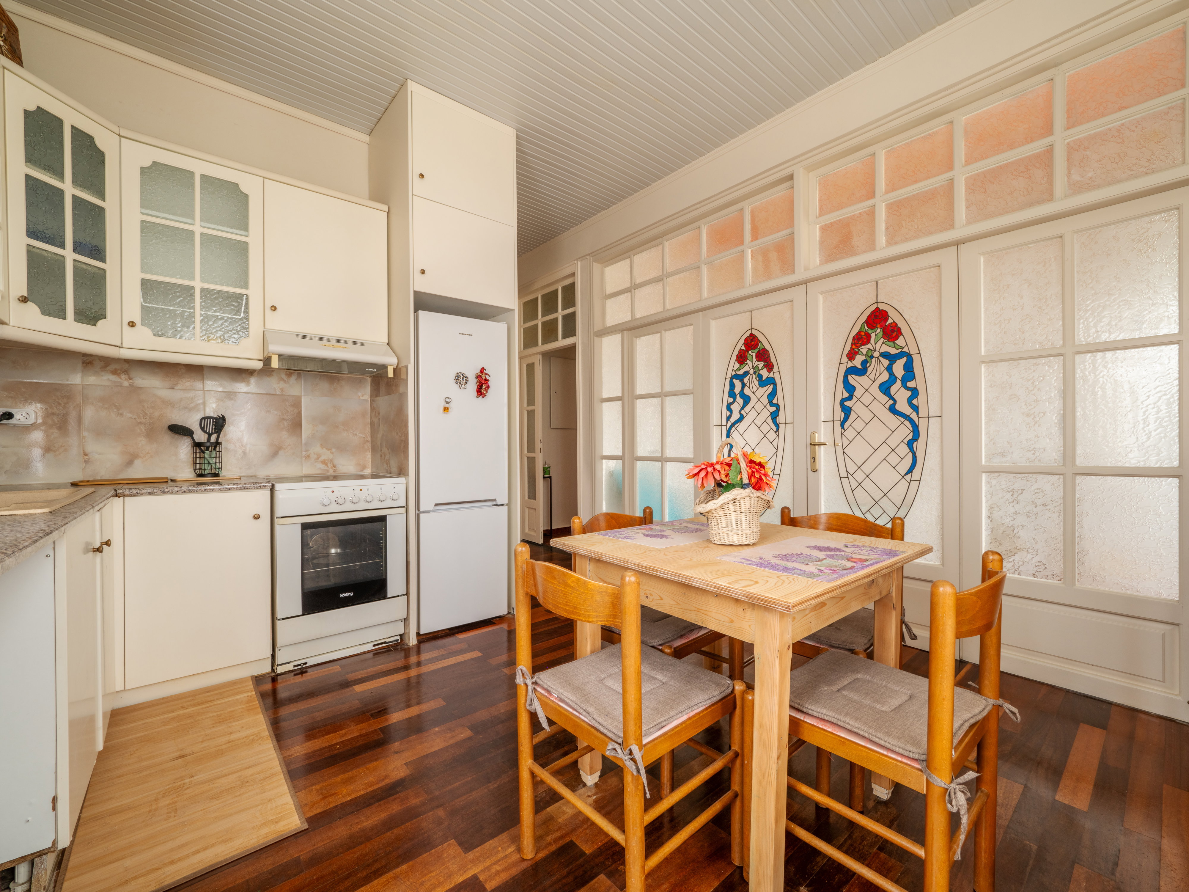 Acropole Seaview Apt – Old Port Views