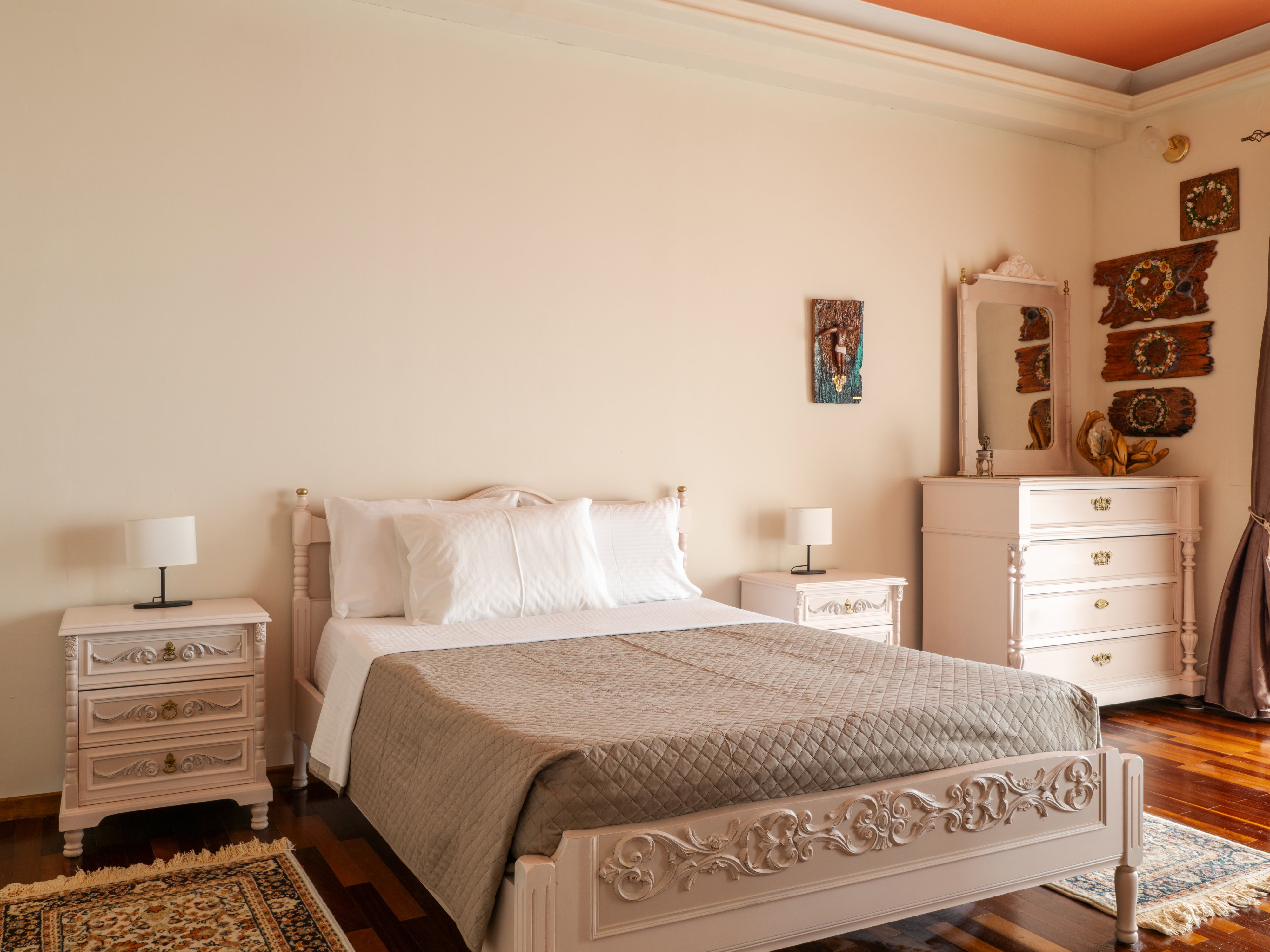 Acropole Seaview Apt – Old Port Views