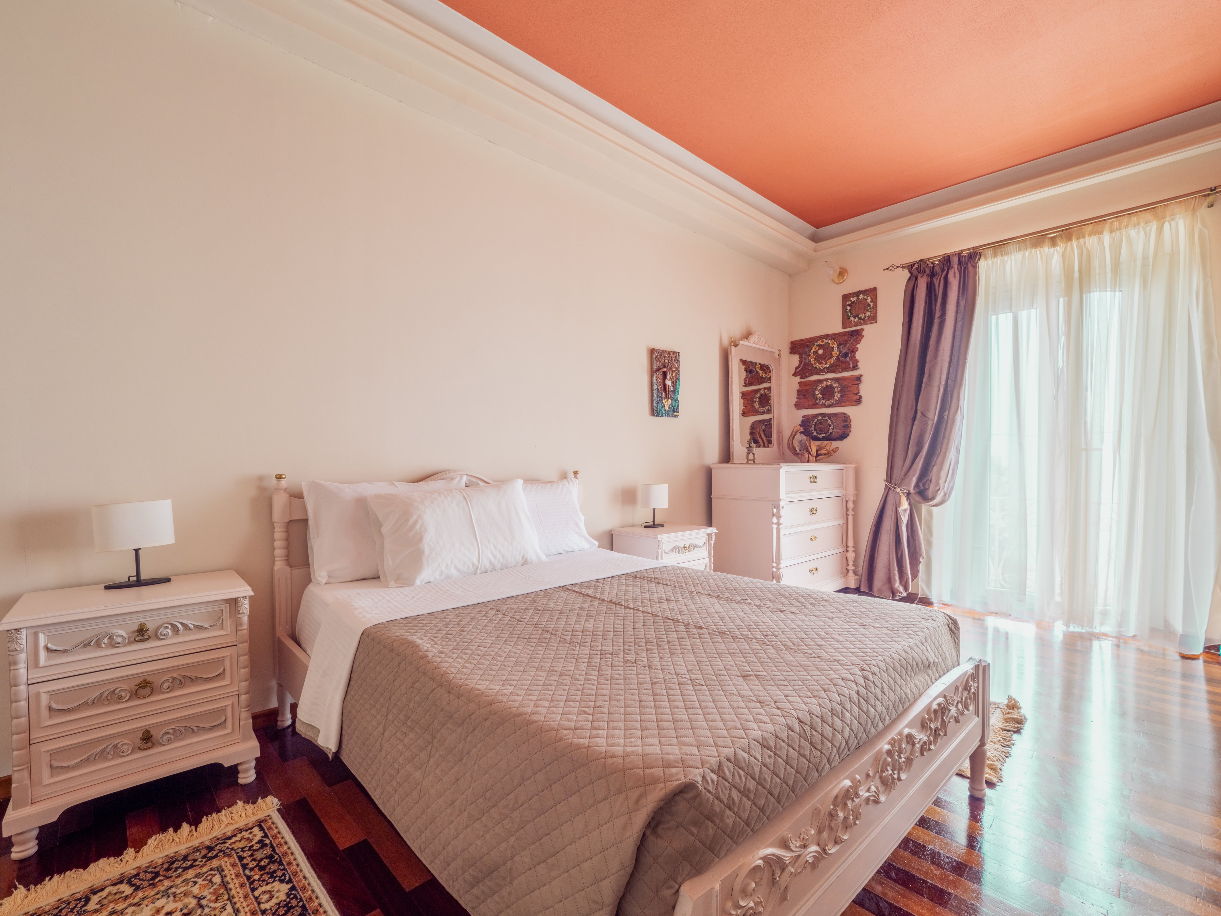 Acropole Seaview Apt – Old Port Views