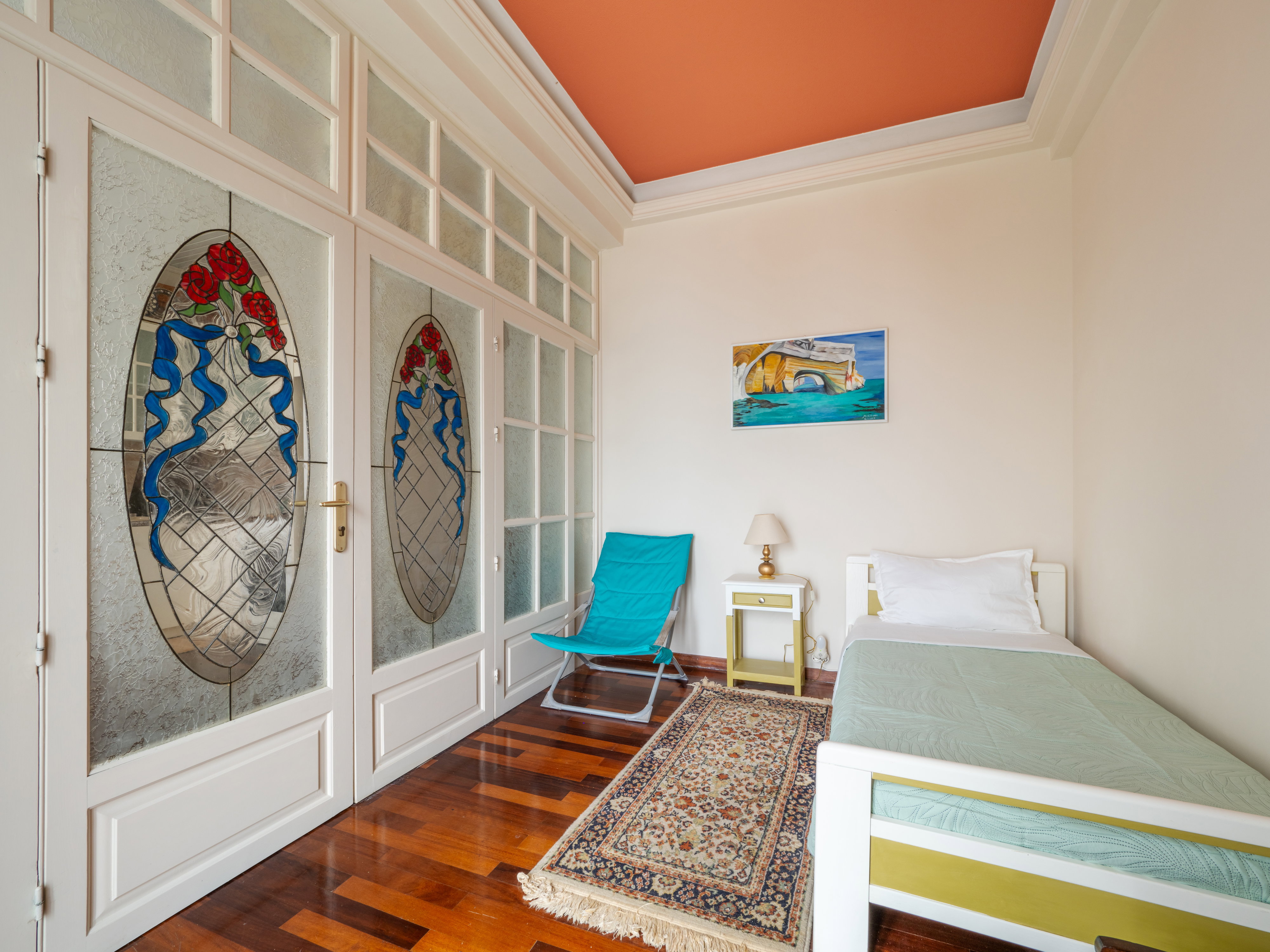 Acropole Seaview Apt – Old Port Views