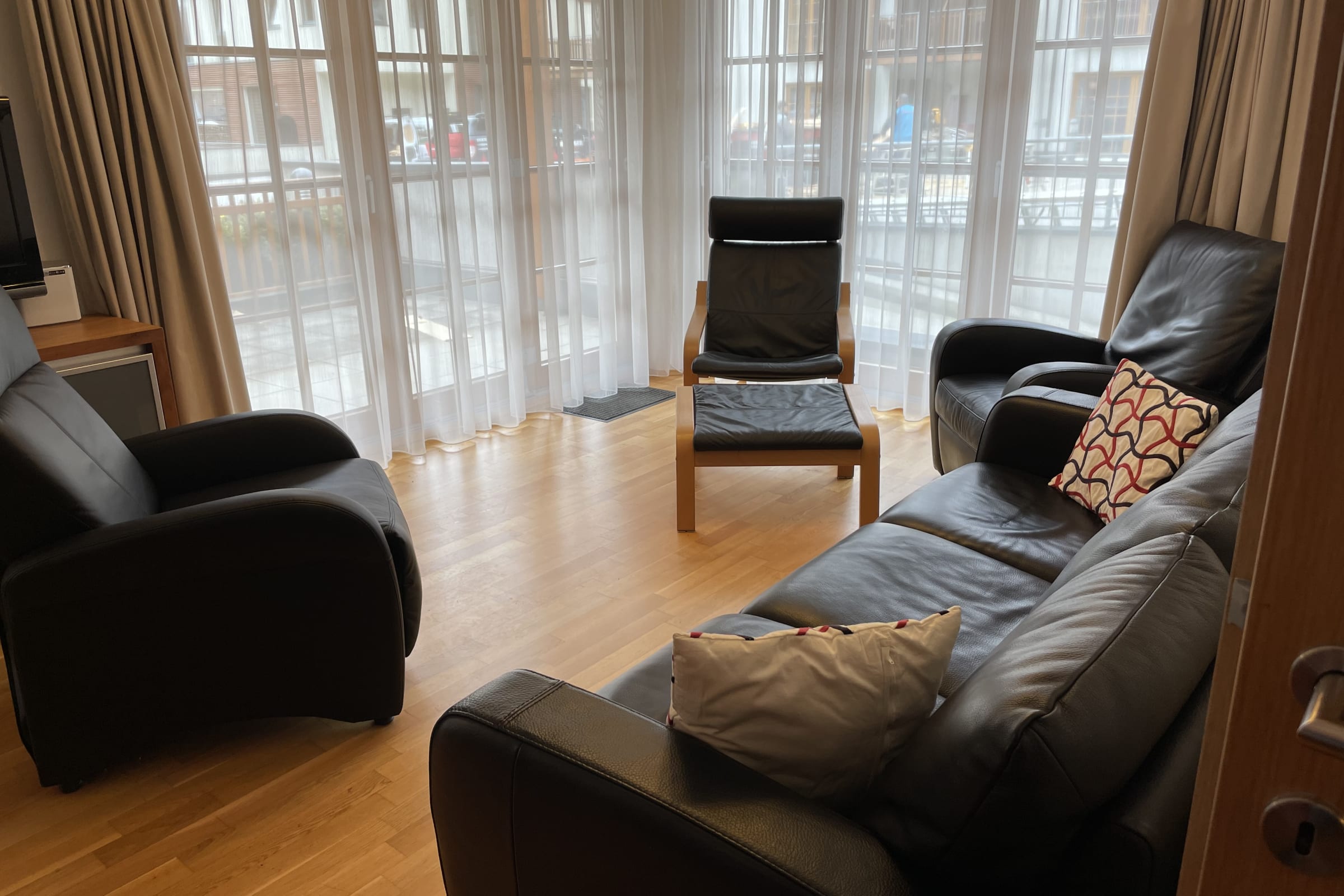 Anna 1 - Luxury Grd Flr 3 bed Apartment - close to Spa and Gondola