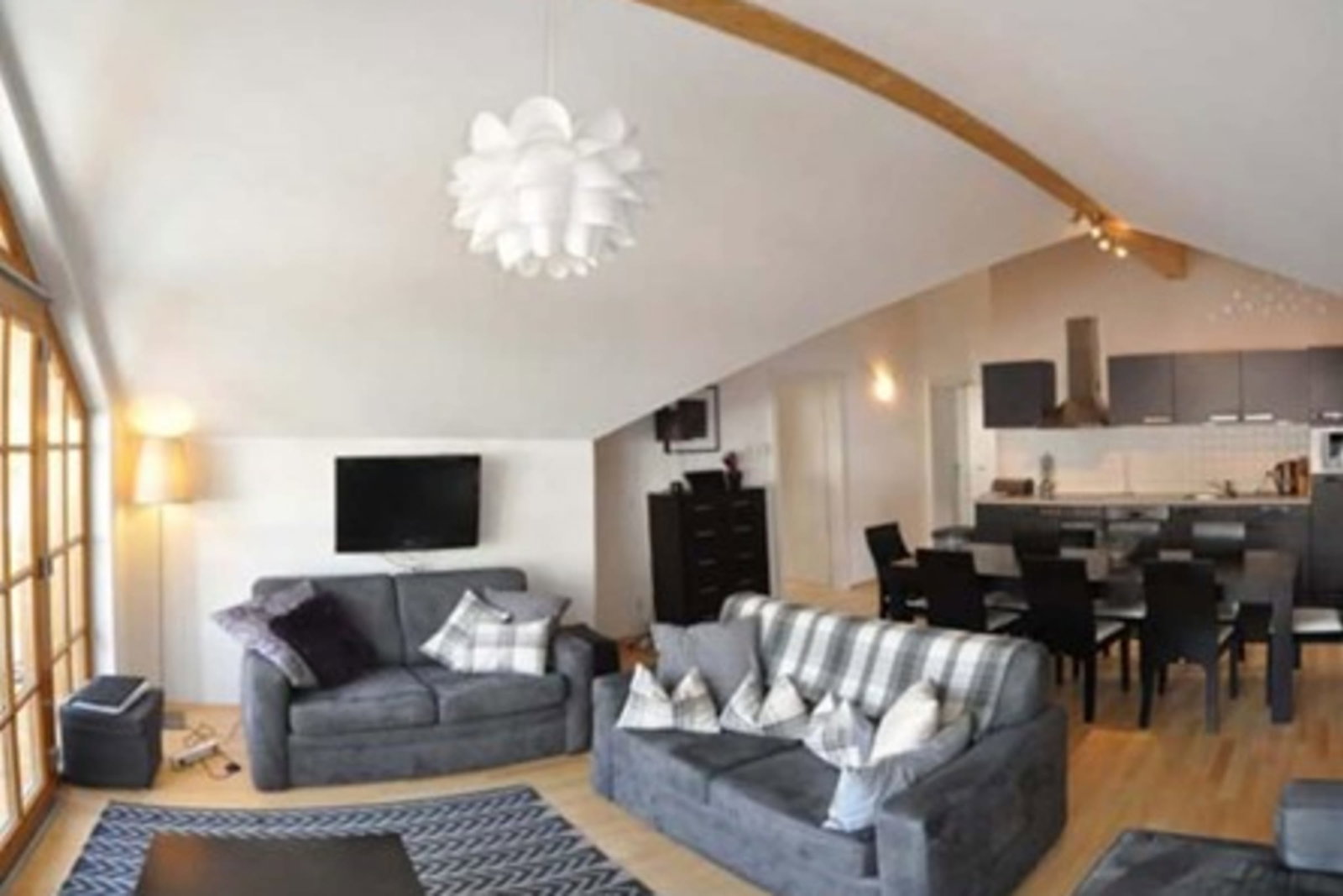 Eva Maria 7 - Luxury 4 bed Penthouse apartment close to Gondola and Spa