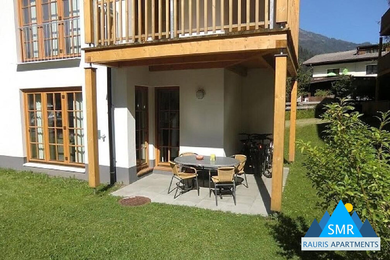 Manuela 9 - 2 bed Grd Floor apartment with terrace close to Spa and Gondola