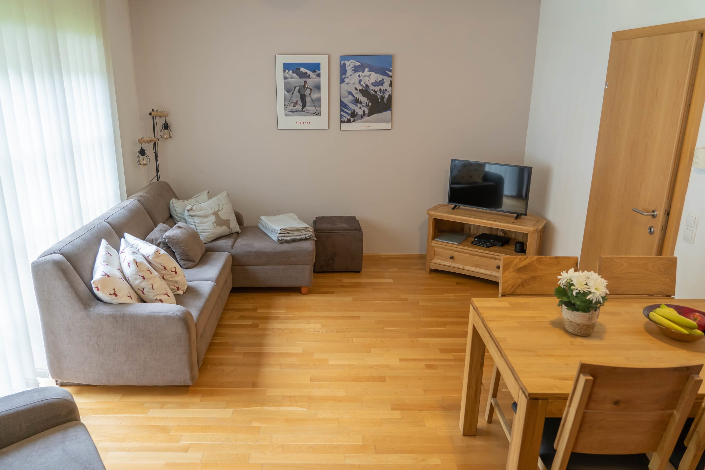 Manuela 9 - 2 bed Grd Floor apartment with terrace close to Spa and Gondola