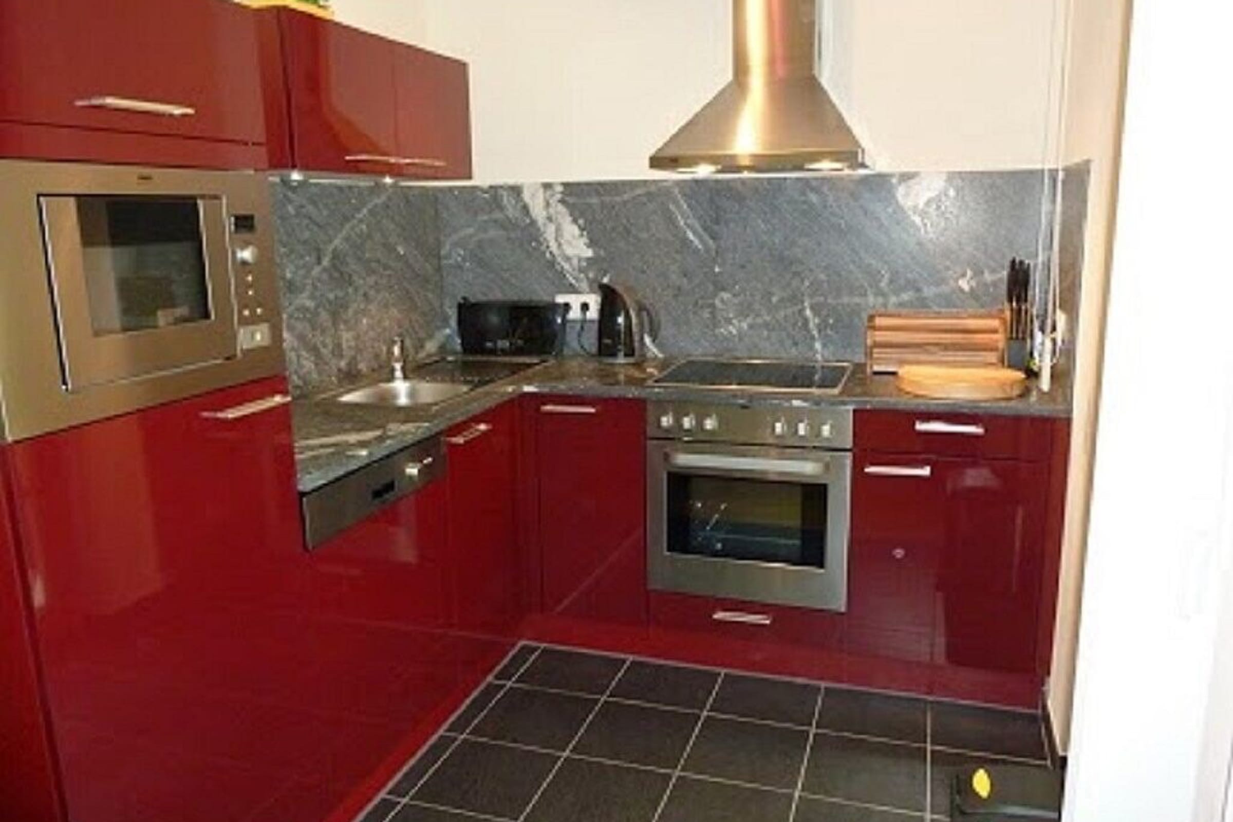 Manuela 9 - 2 bed Grd Floor apartment with terrace close to Spa and Gondola