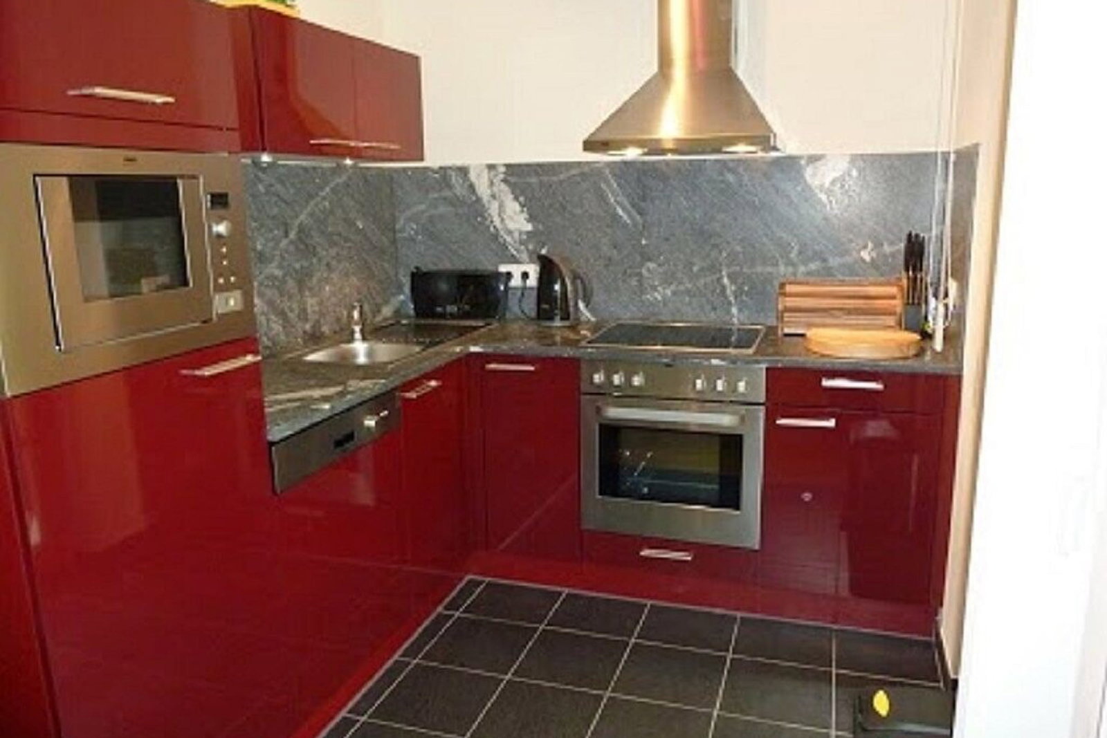 Manuela 9 - 2 bed Grd Floor apartment with terrace close to Spa and Gondola