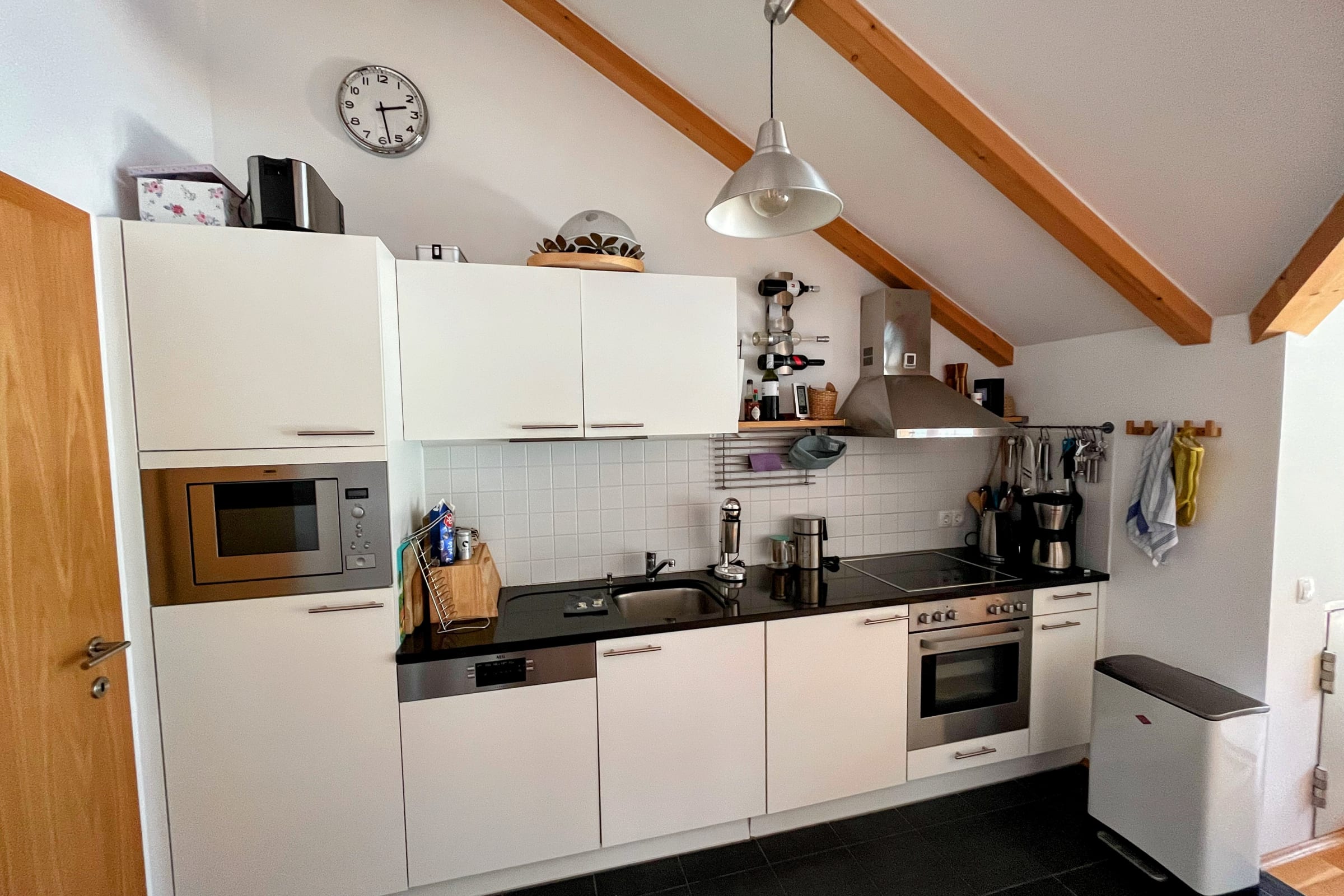 Kerstin 10 is a well-equipped and well appointed 3 bedroom penthouse apartment