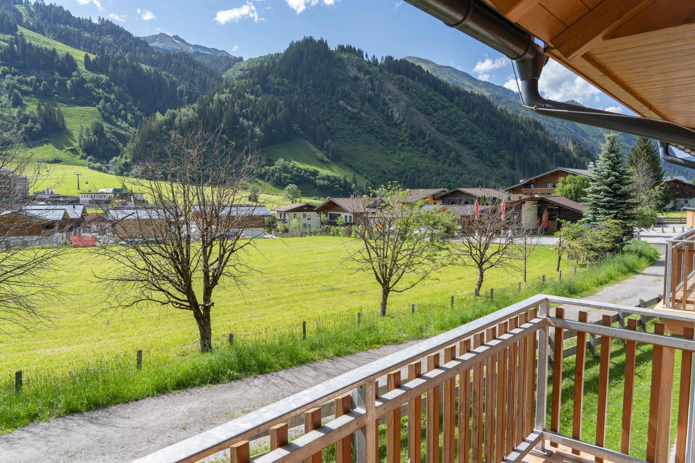 Johanna 4 - 1st Flr 3 bed apartment close to Gondola and Spa