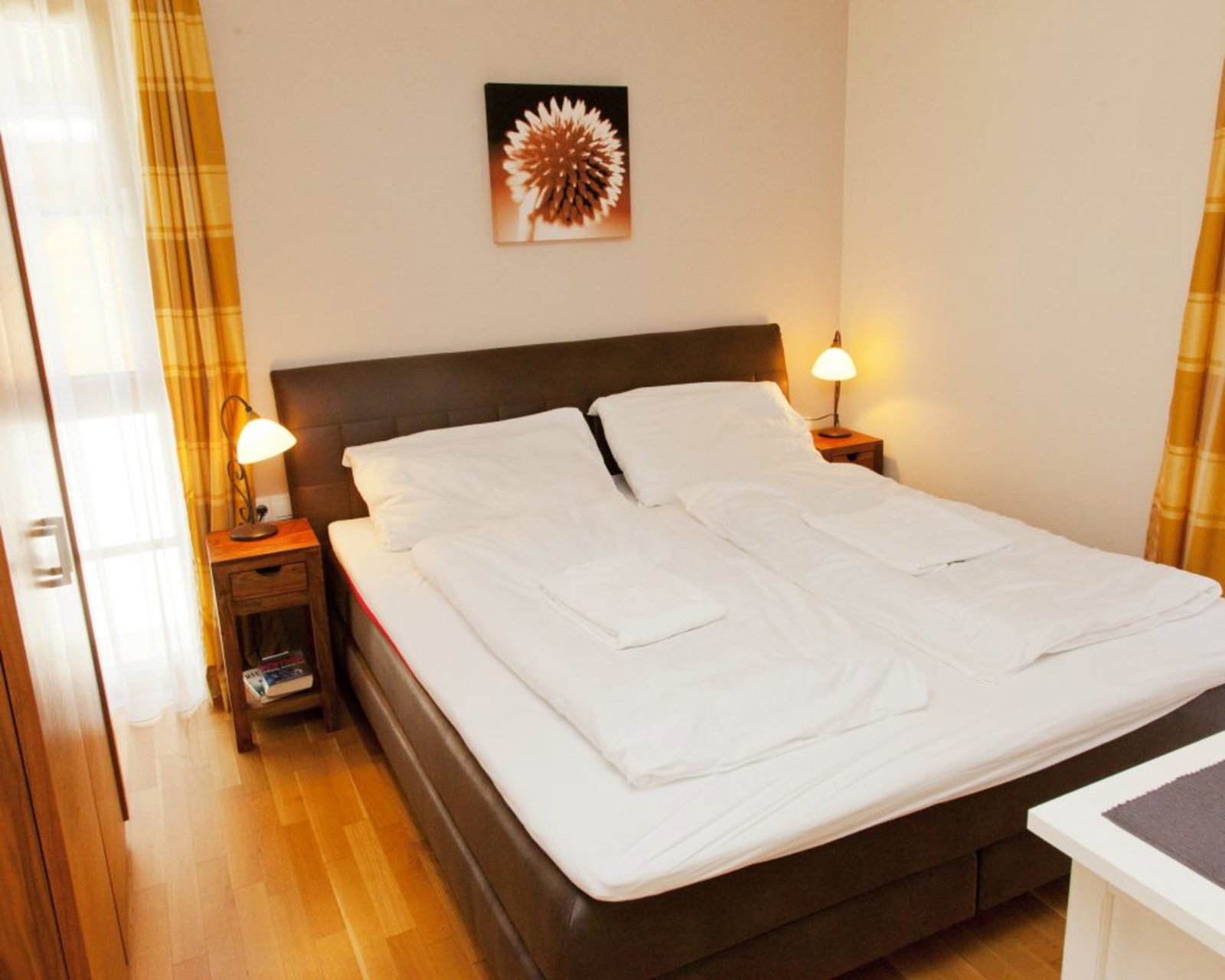 Johanna 3 - 1st Floor 3 Bed Apartment with balcony close to Gondola and Spa