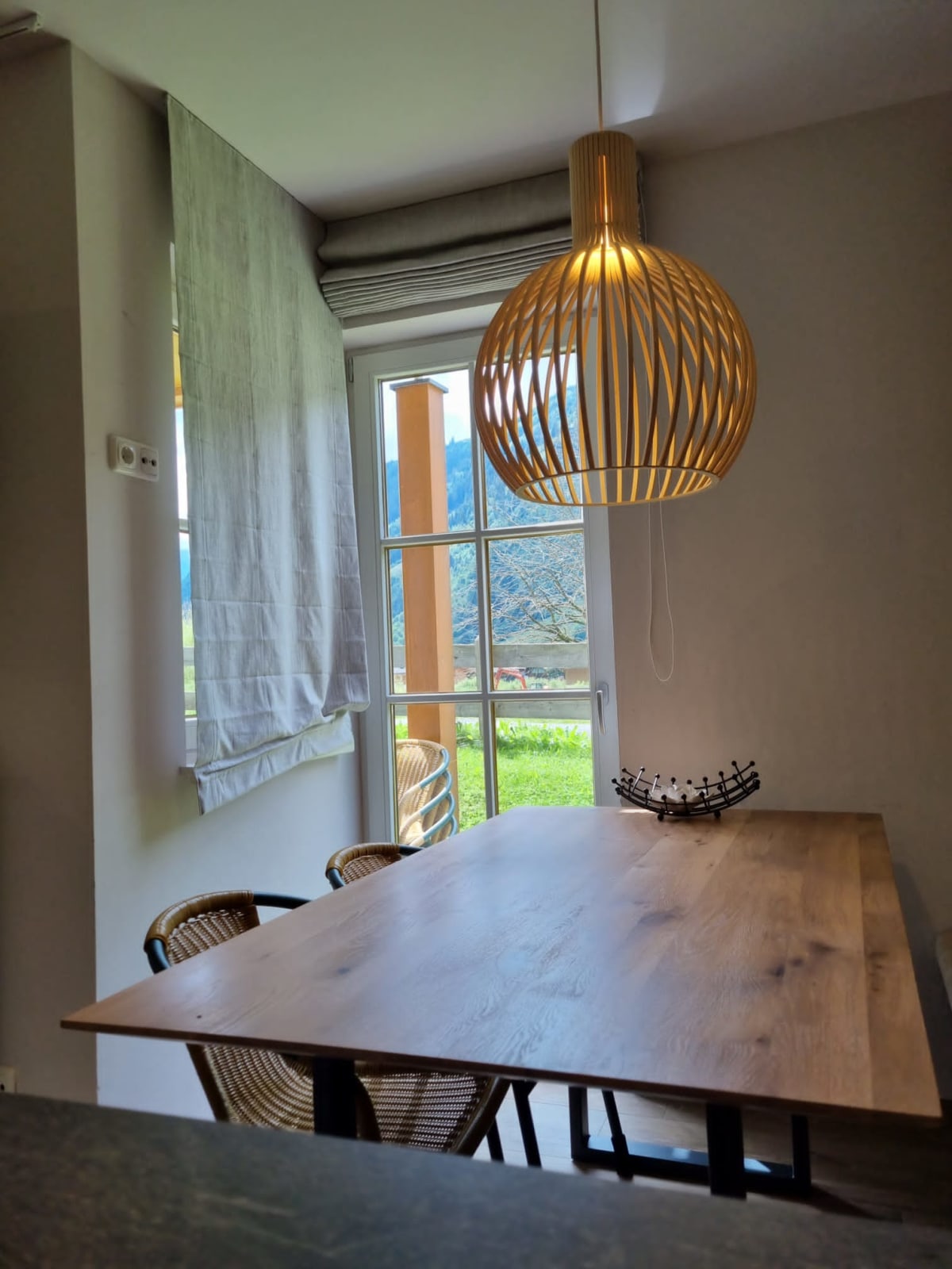 Johanna 2 - 3 Bed ground floor apartment with great views close to Gondola & Spa