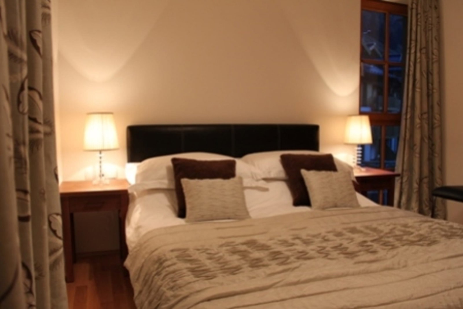Jana 4 - 1st floor 3 bed apartment close to Gondola and Spa