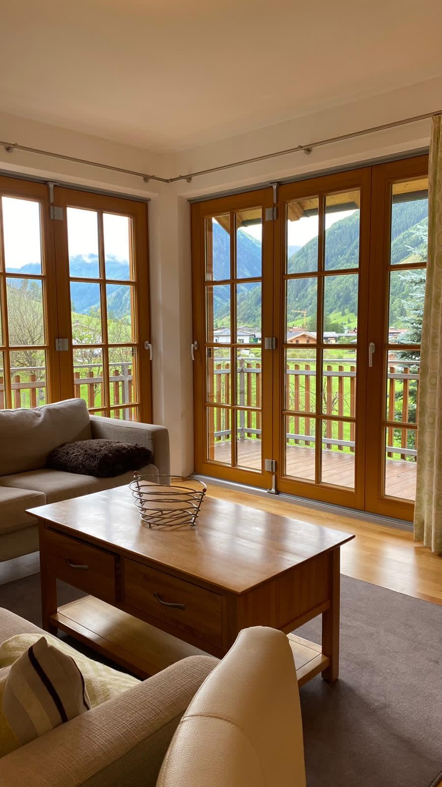 Isabella 4 - 3 bed 1st Flr apartment close to Gondola and Spa