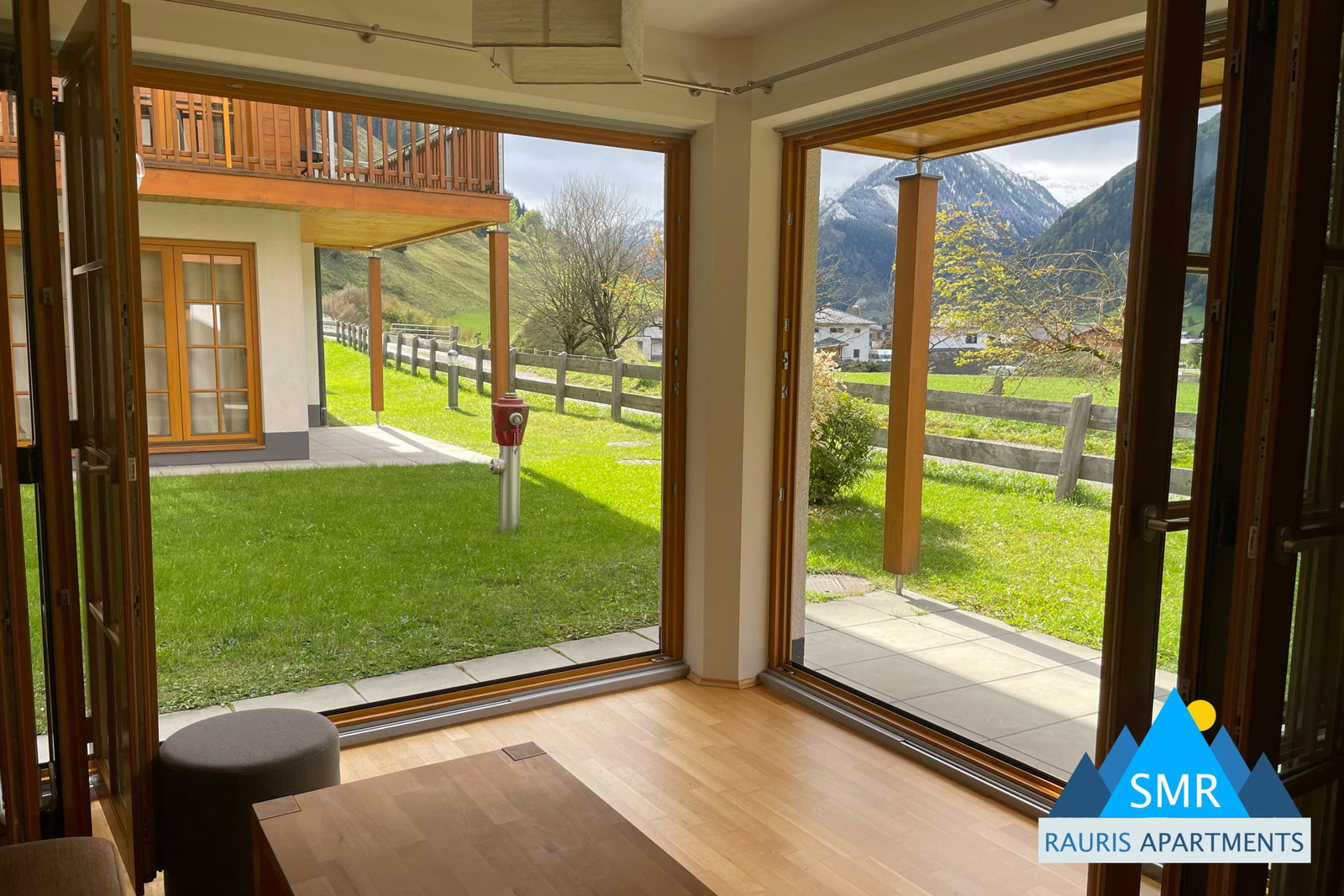 Isabella 2 - 3 bed Grd floor apartment close to Gondola and Spa
