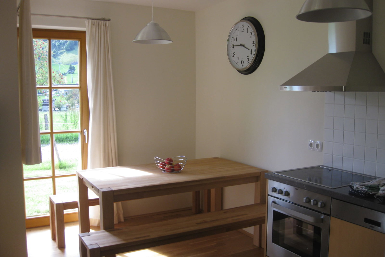 Isabella 2 - 3 bed Grd floor apartment close to Gondola and Spa