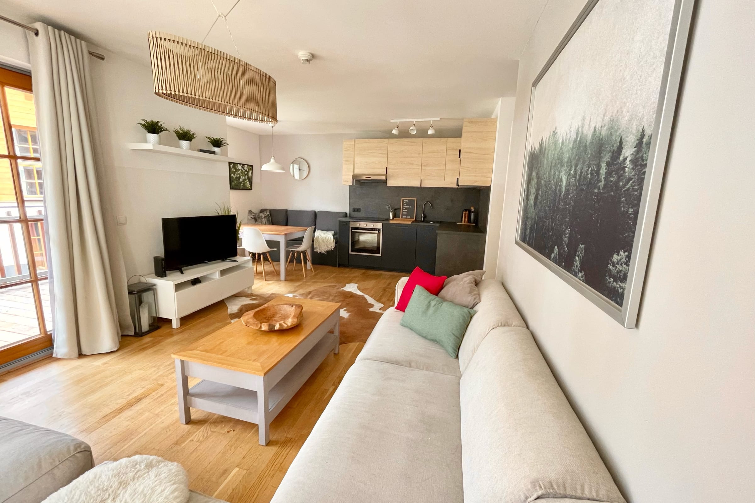 Claudia 2 - 3 Bed Grd Flr Apartment close to Gondola and Spa