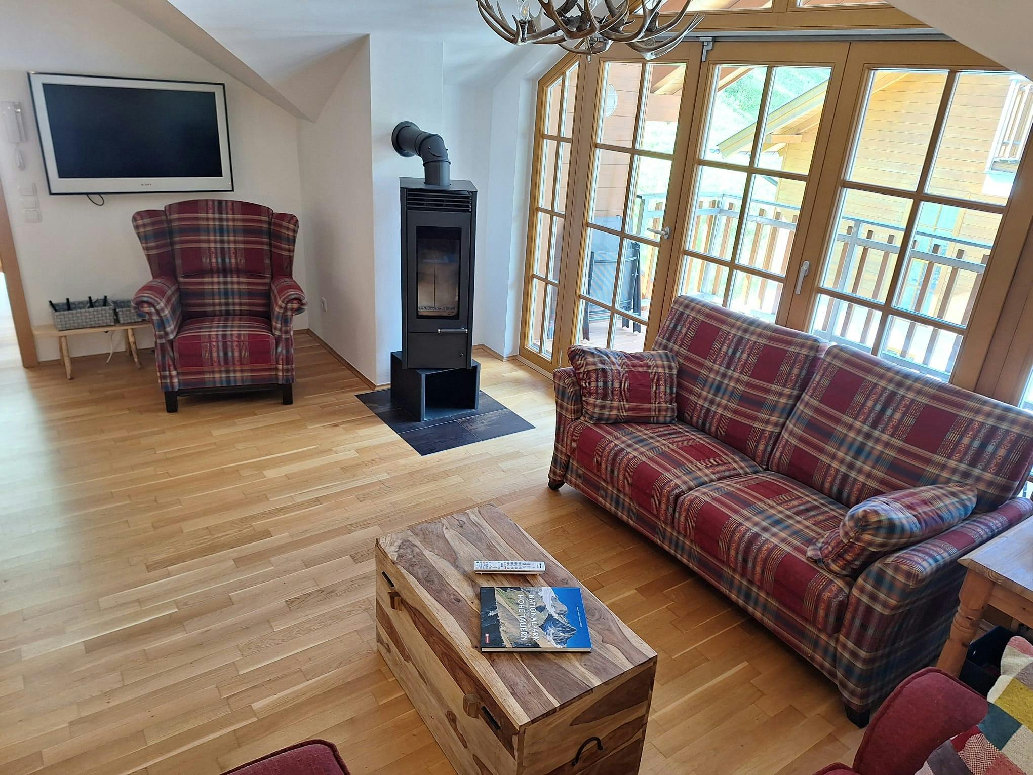 Daniela 14 - 2 bed penthouse apartment close to Gondola and Spa