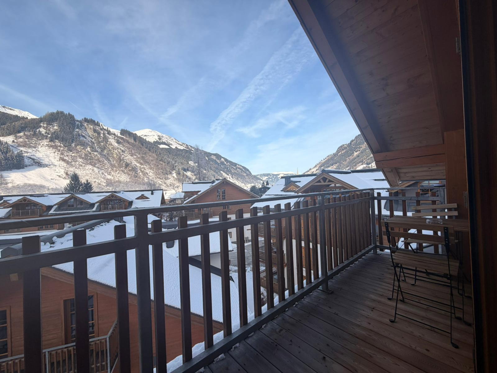 Claudia 7 - 4 bed Penthouse apartment with balcony close to Spa and Gondola