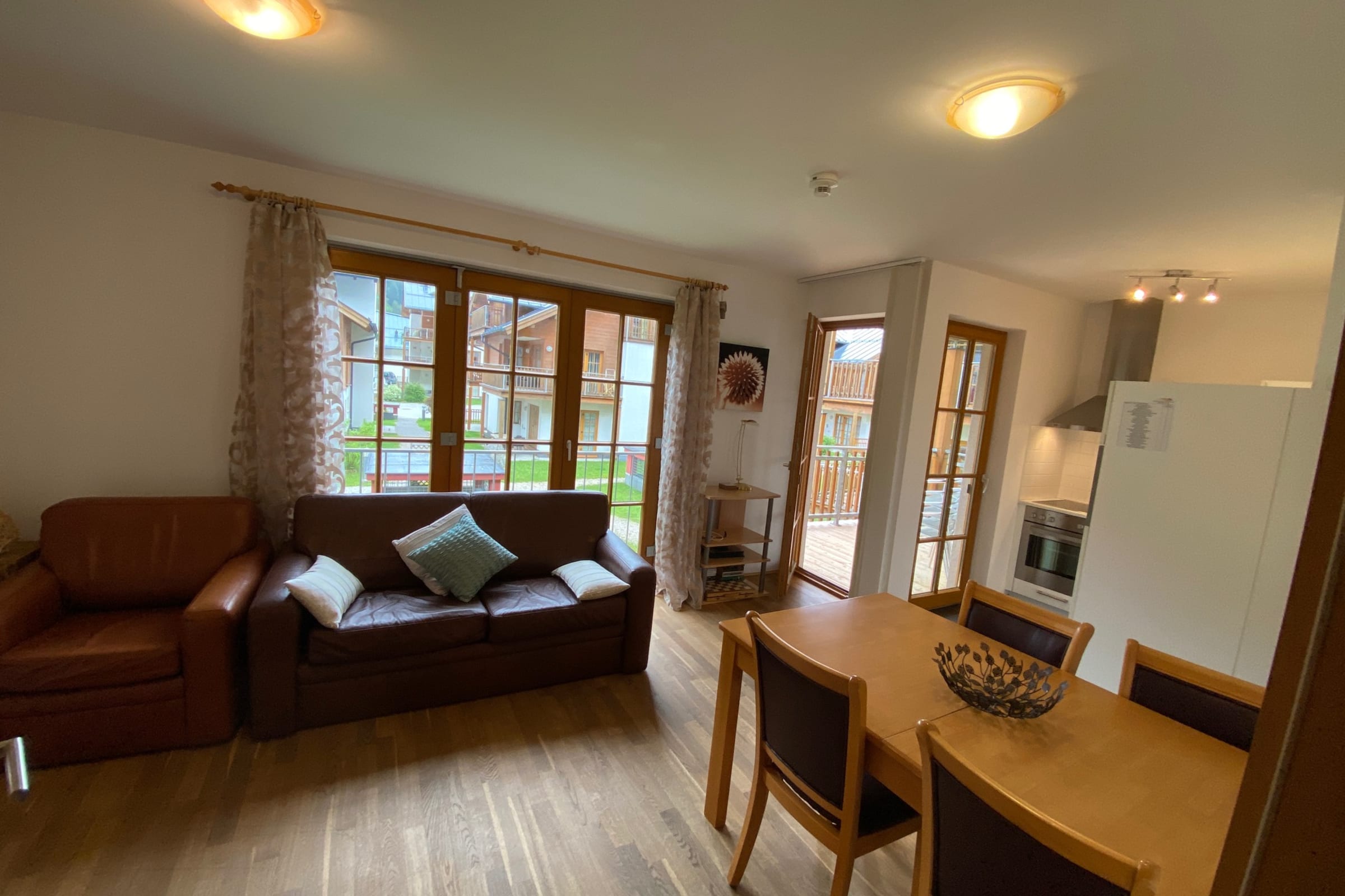 Christina 3 - Comfortable 1st Floor Apartment close to Gondola and Spa