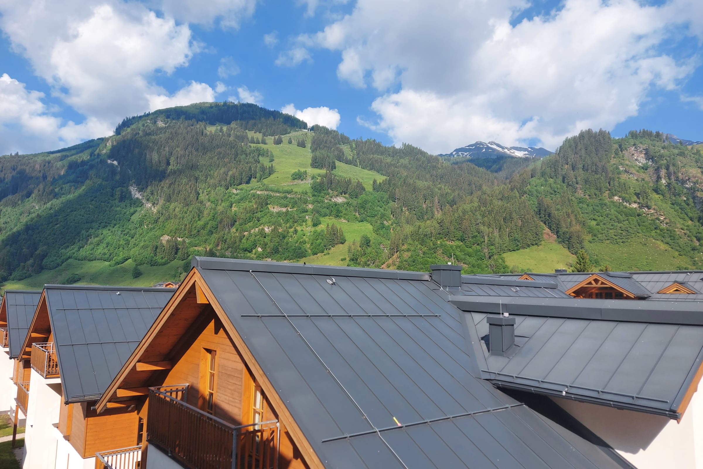 Claudia 5 - 3 bed 2nd Flr Apartment close to Gondola and Spa