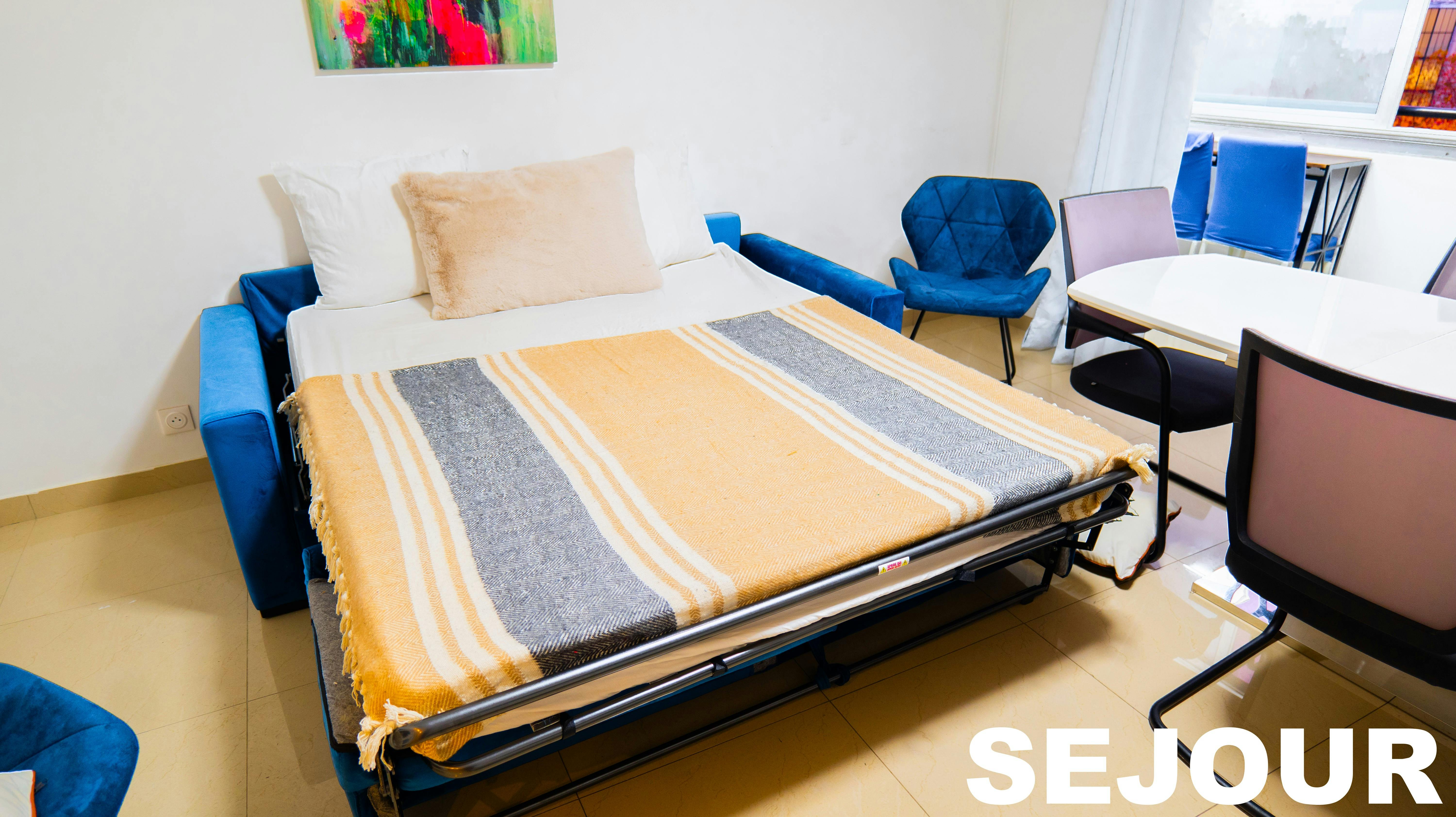 Canapé confortable convertible pour 2avec matelas haute densité adapté au couchage quotidien