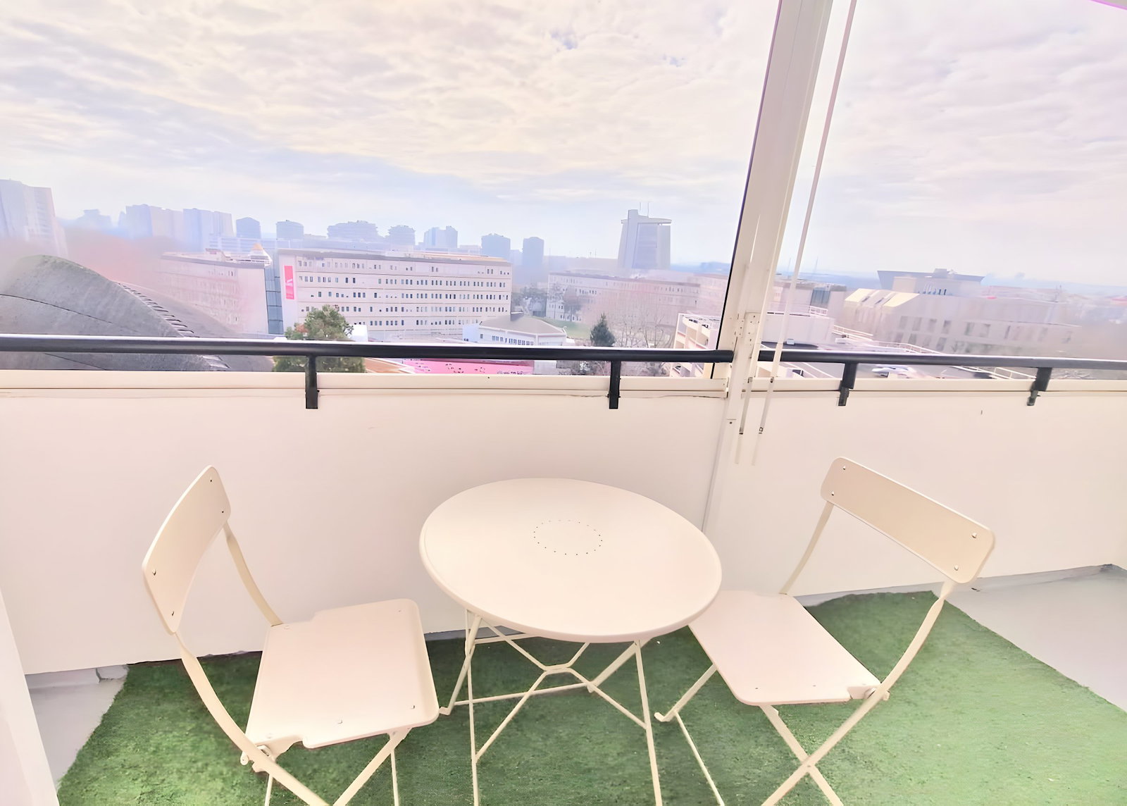 Balcony image 1