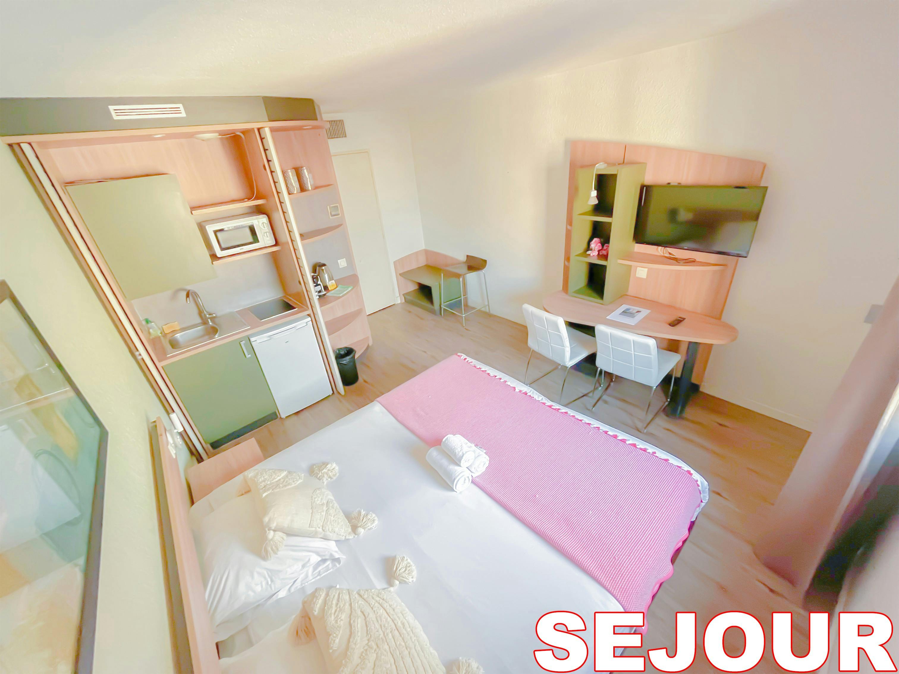 Studio moderne – 2 min Zénith / Villette – Entrée autonome