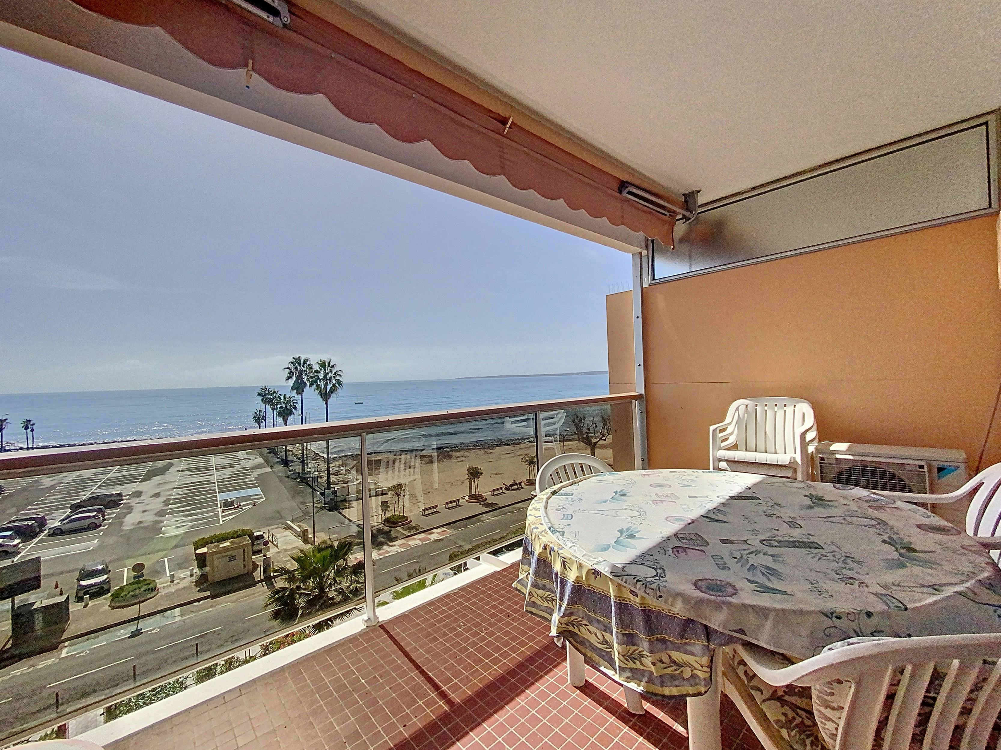 Emily - 2 couchages - Studio - Vue mer