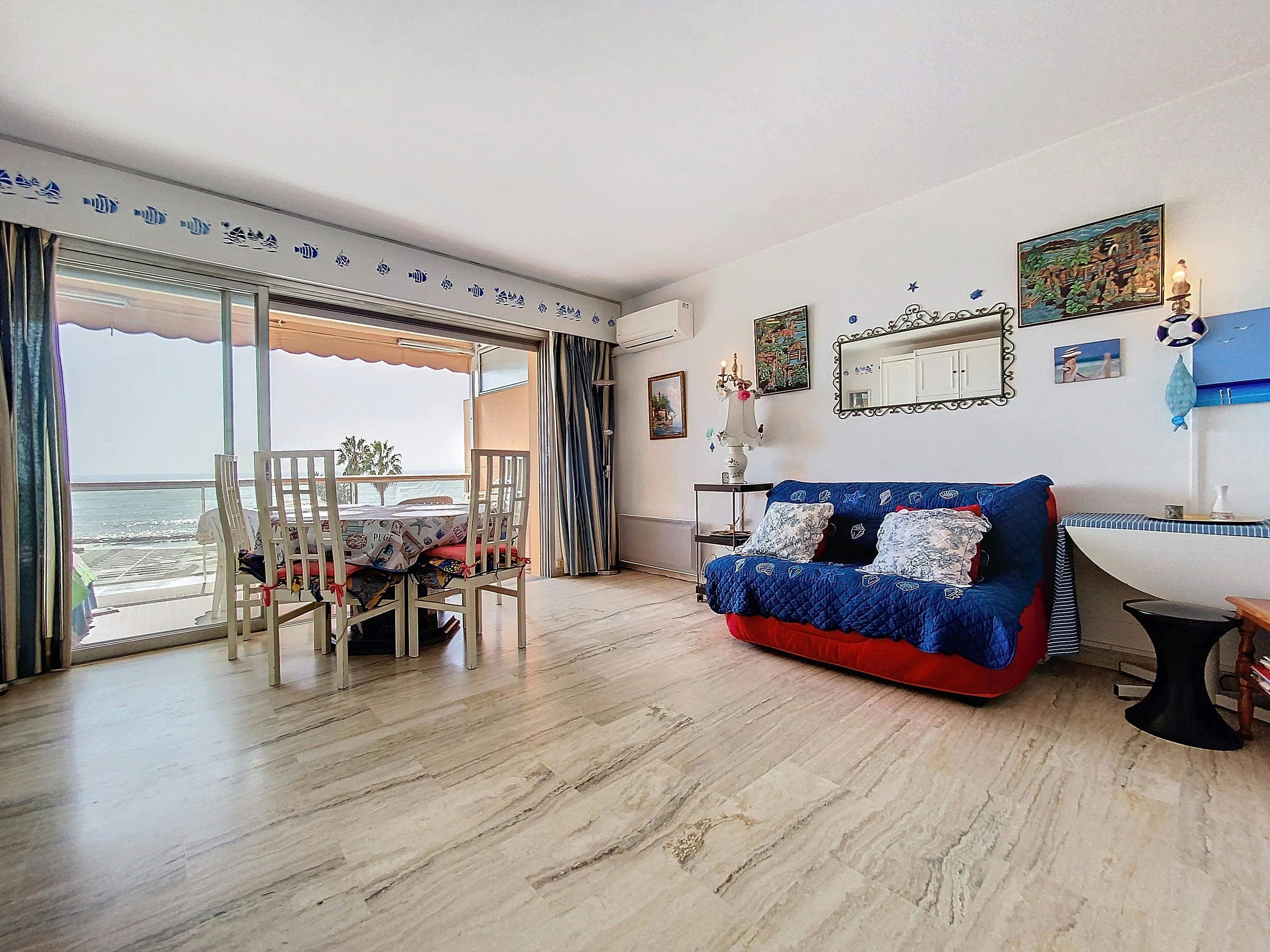 Emily - 2 couchages - Studio - Vue mer