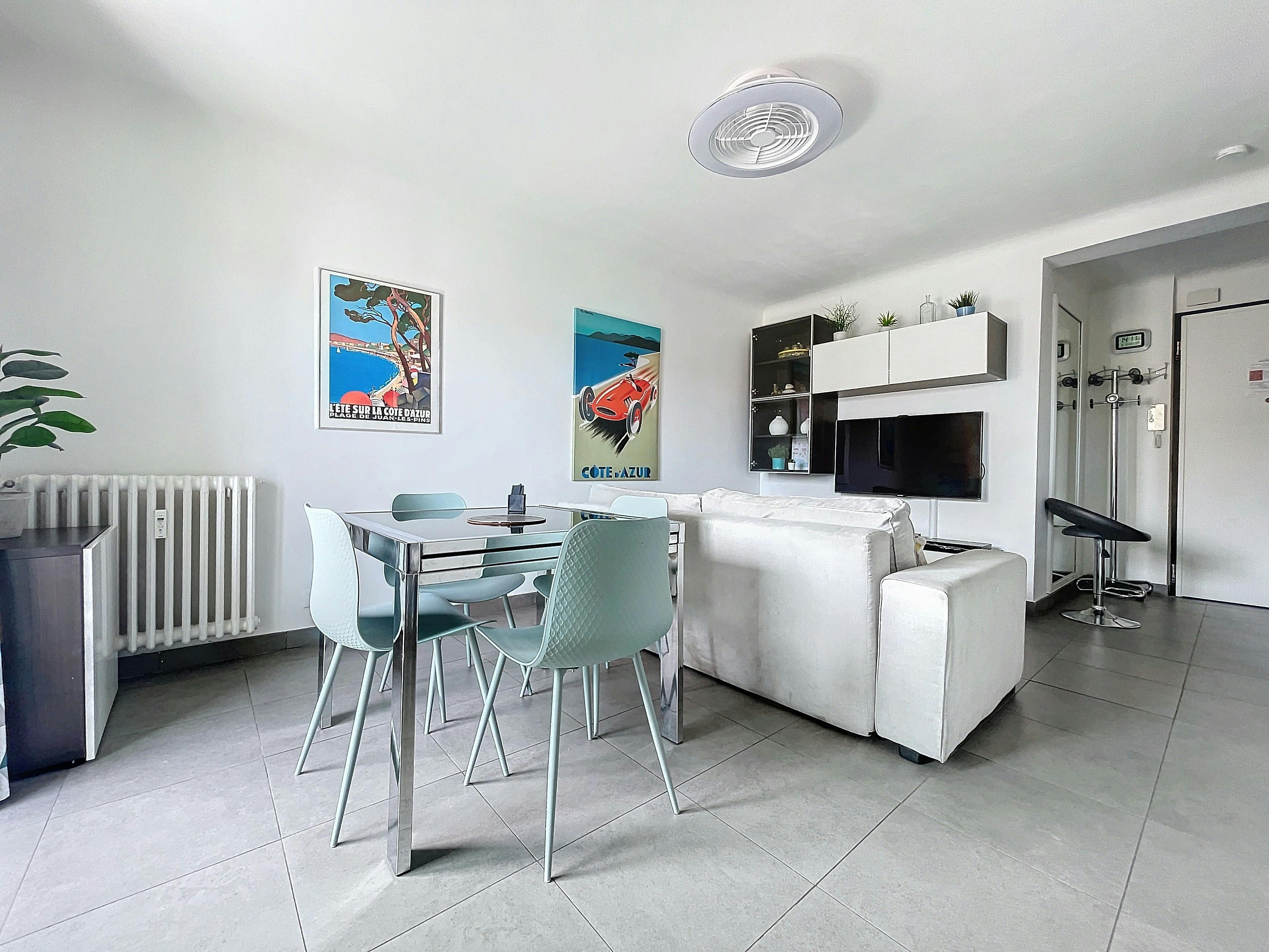 Napoléon - 6 couchages - 3 chambres - Coeur de Golfe Juan - Terrasse