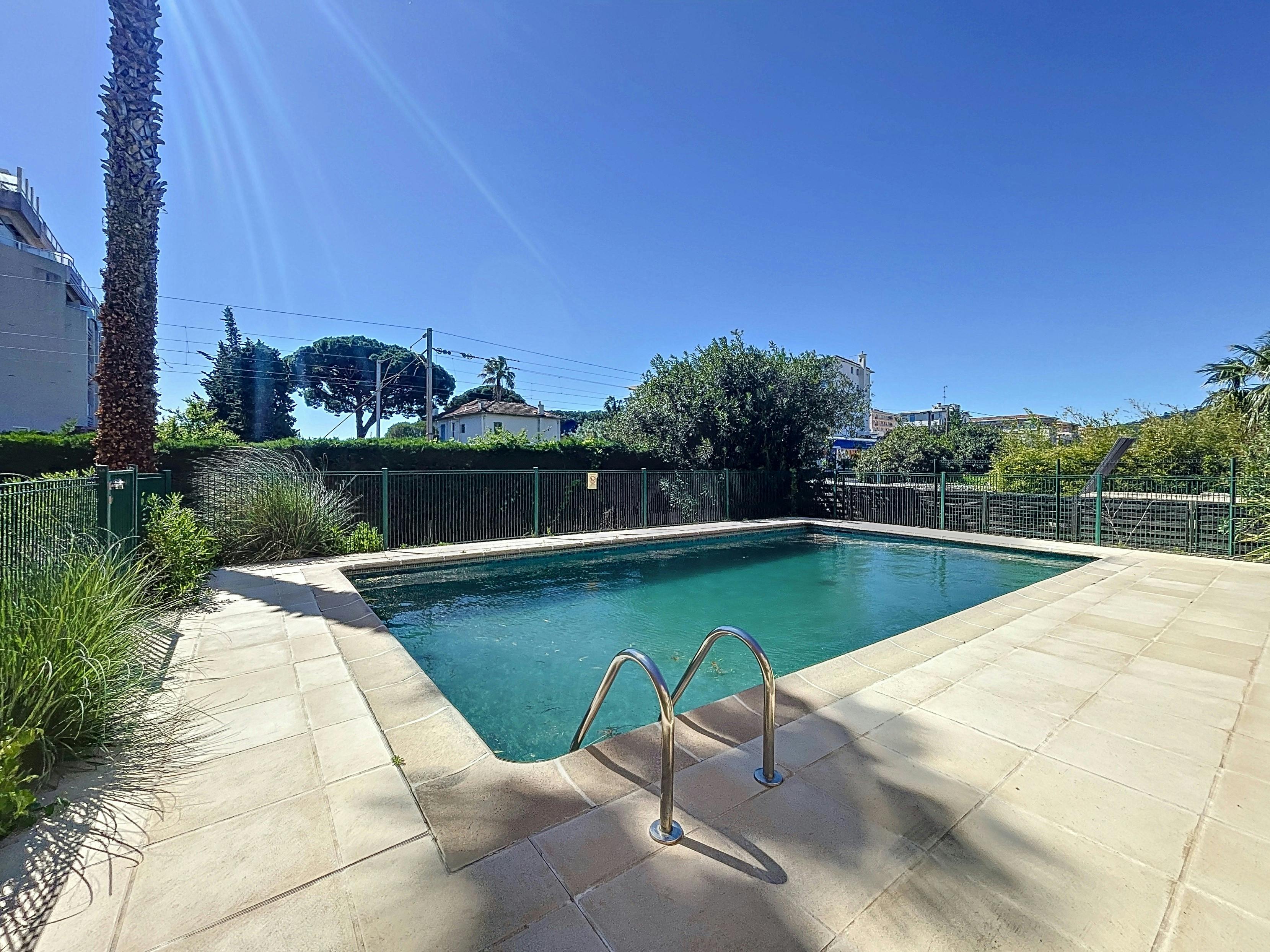 Residence avec Piscine - 4 couchages - 1 chambre - Parking