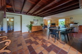 roomsDiningArea