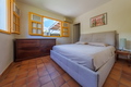 roomsBedroom