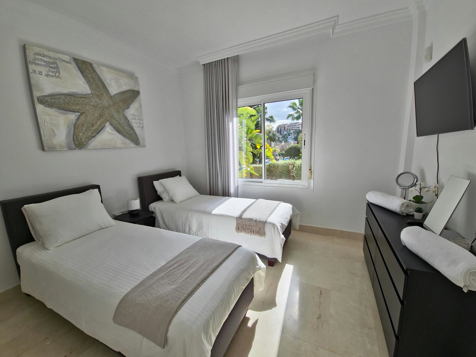 Luxury 2BR in a resort with heated pool - spa - gym - kids club - restaurant
