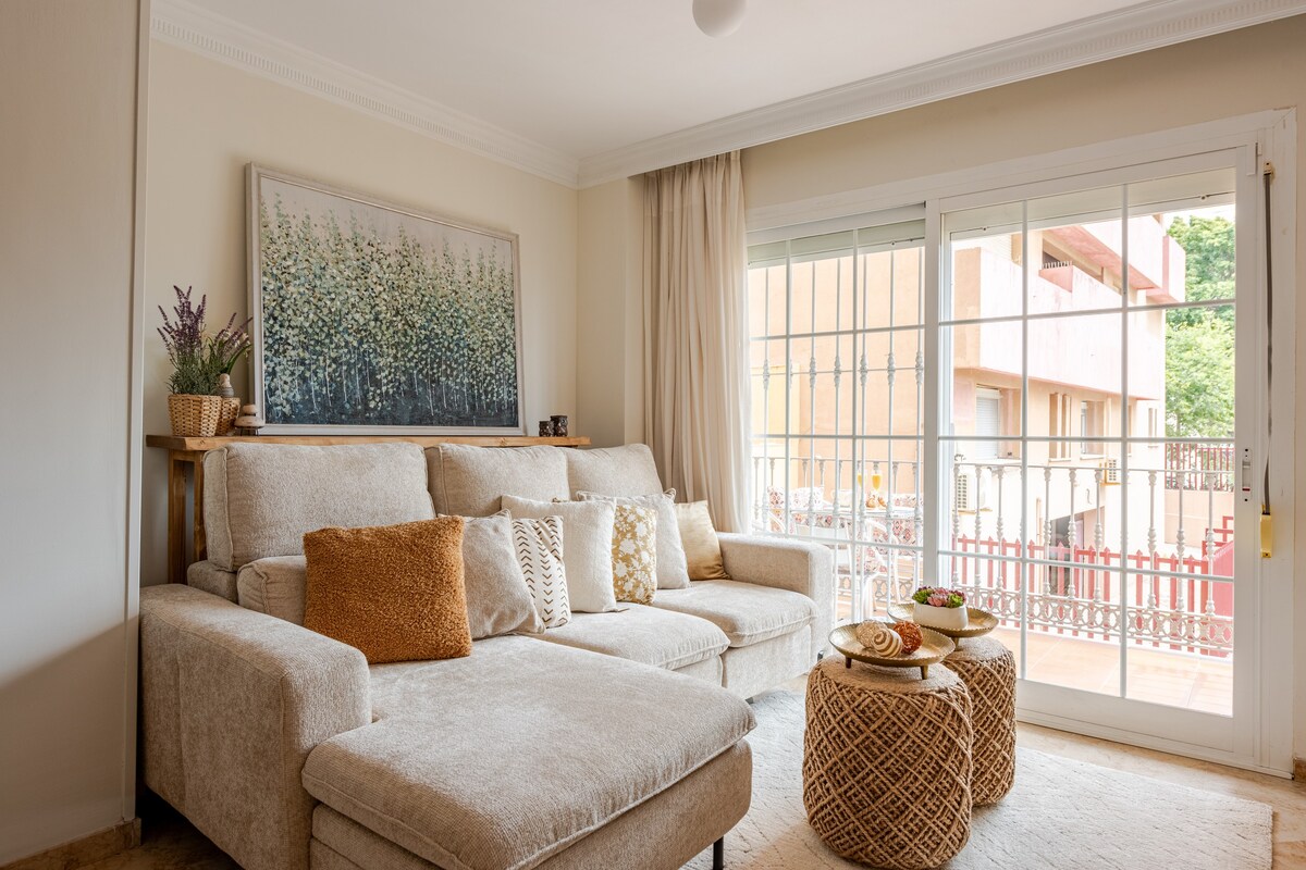 Living room image 1