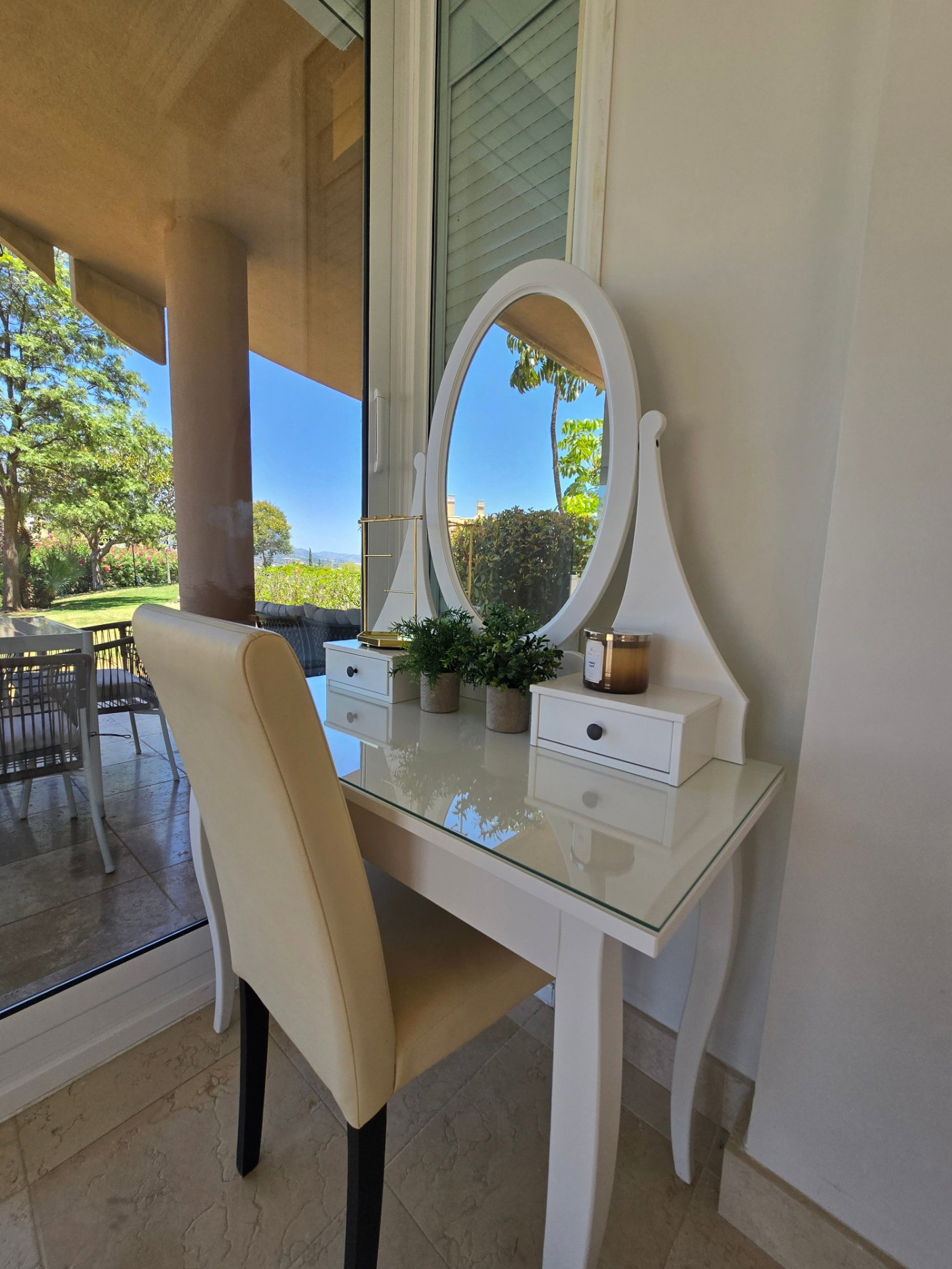 Large luxury 2BR with terraces in the golf valley, walking to Los Naranjos Golf