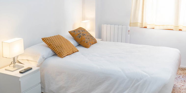 Bedroom 1 image 1