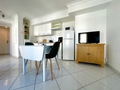 Spatious and light 1 bedroom, 500 meters from the beaches and nearby all