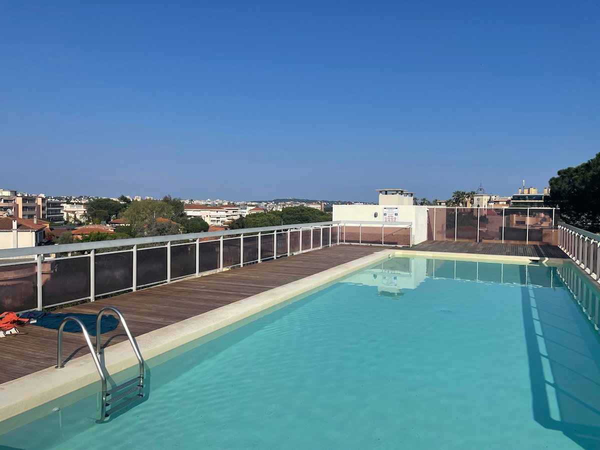 Pool image 1