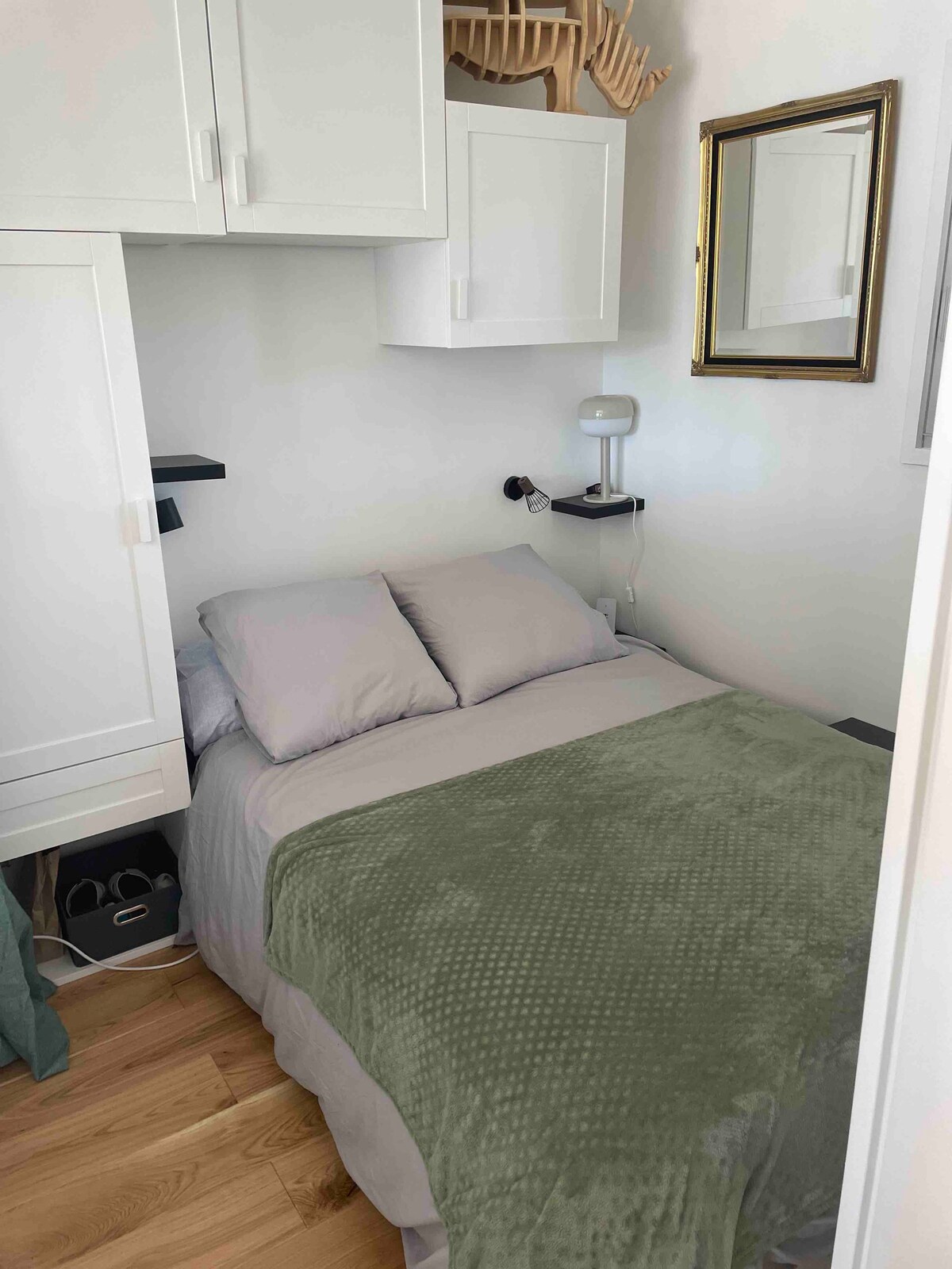 Bedroom image 1