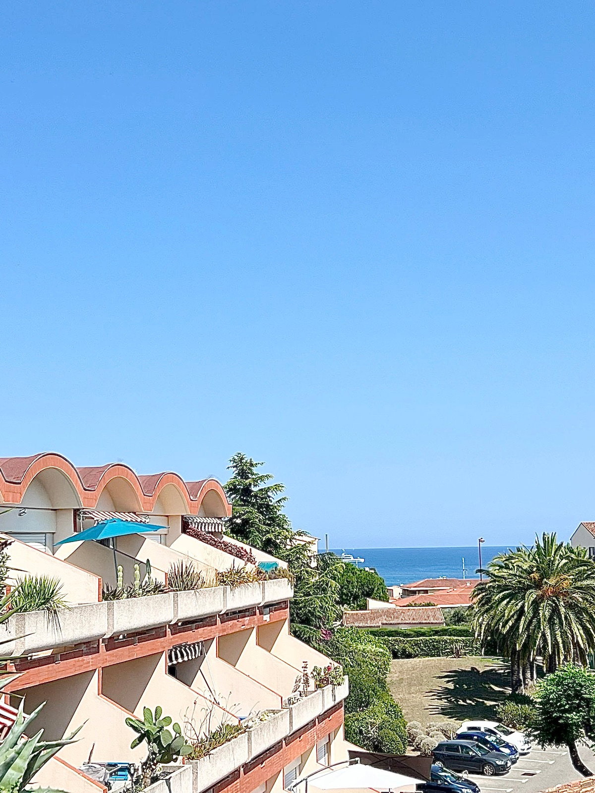 Balcony image 2