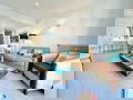 Superbe appartement au 8e étage avec vue imprenable sur la mer, parking privée e