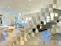 Superbe appartement au 8e étage avec vue imprenable sur la mer, parking privée e