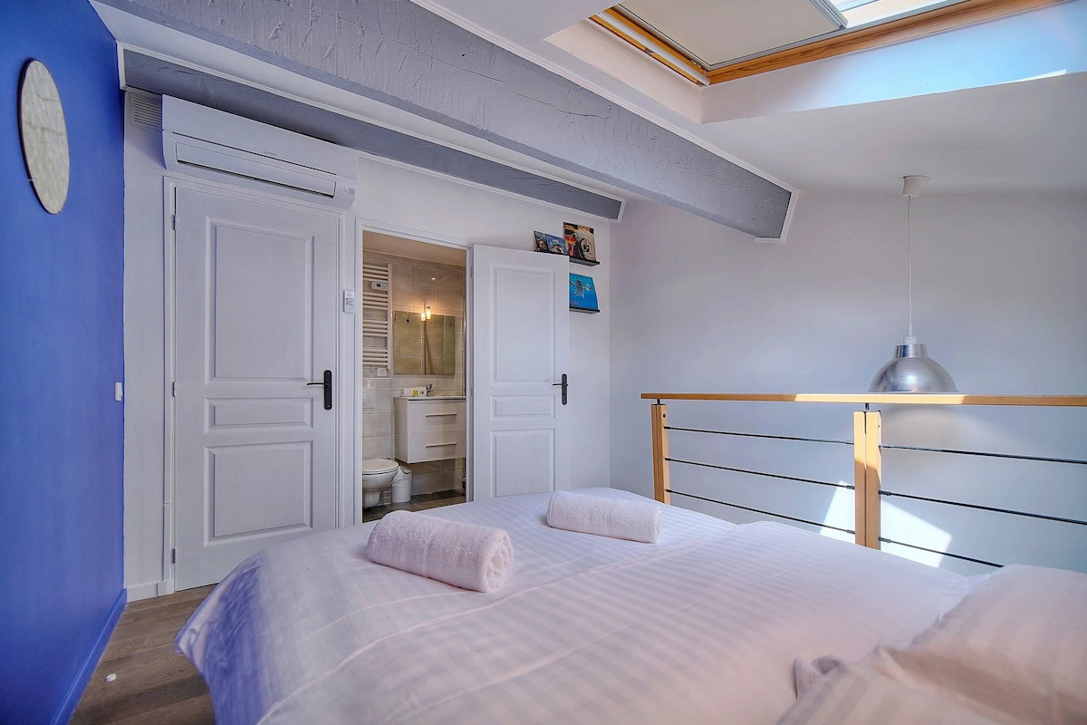 Bedroom image 1
