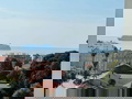Beautiful 2-bedroom apartment with sea view, 10 minutes from Cannes city center.