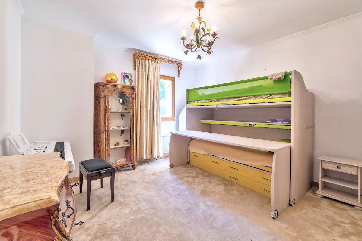 Prestigious Villa with Private Pool in Super Cannes