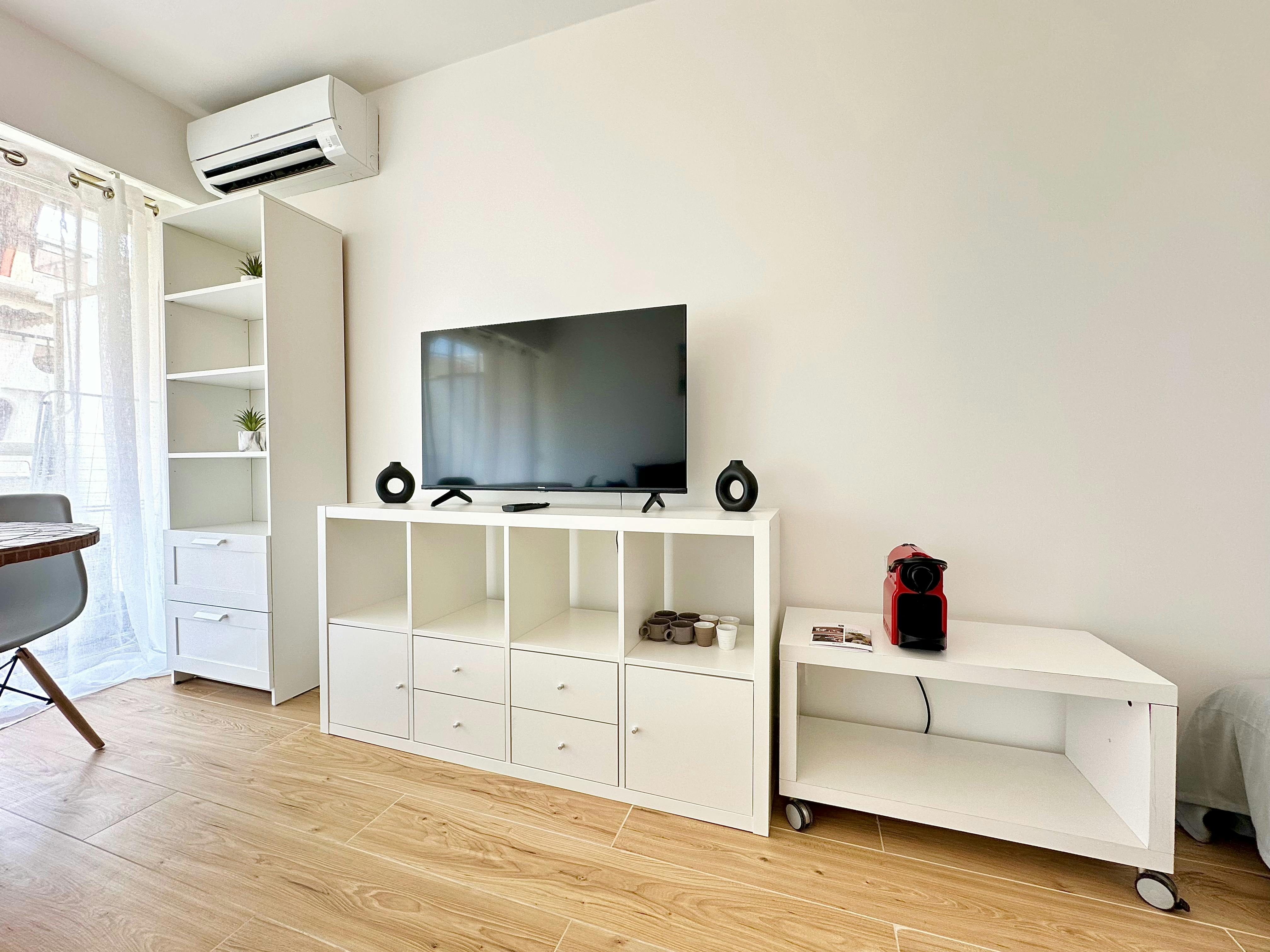 Charming apartment with terrace in Juan-les-Pins