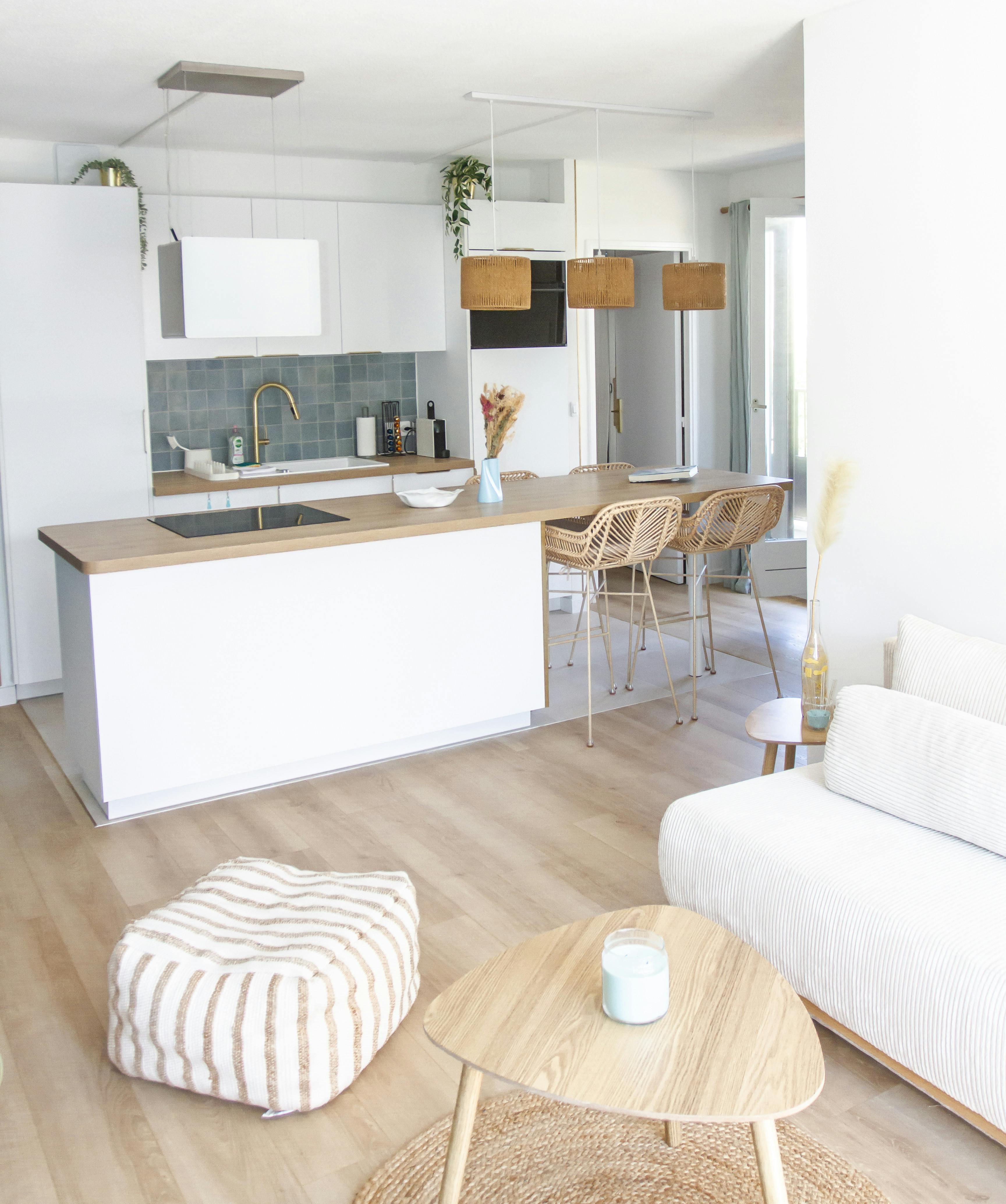 Comfort, design and bright, 100m from the ocean